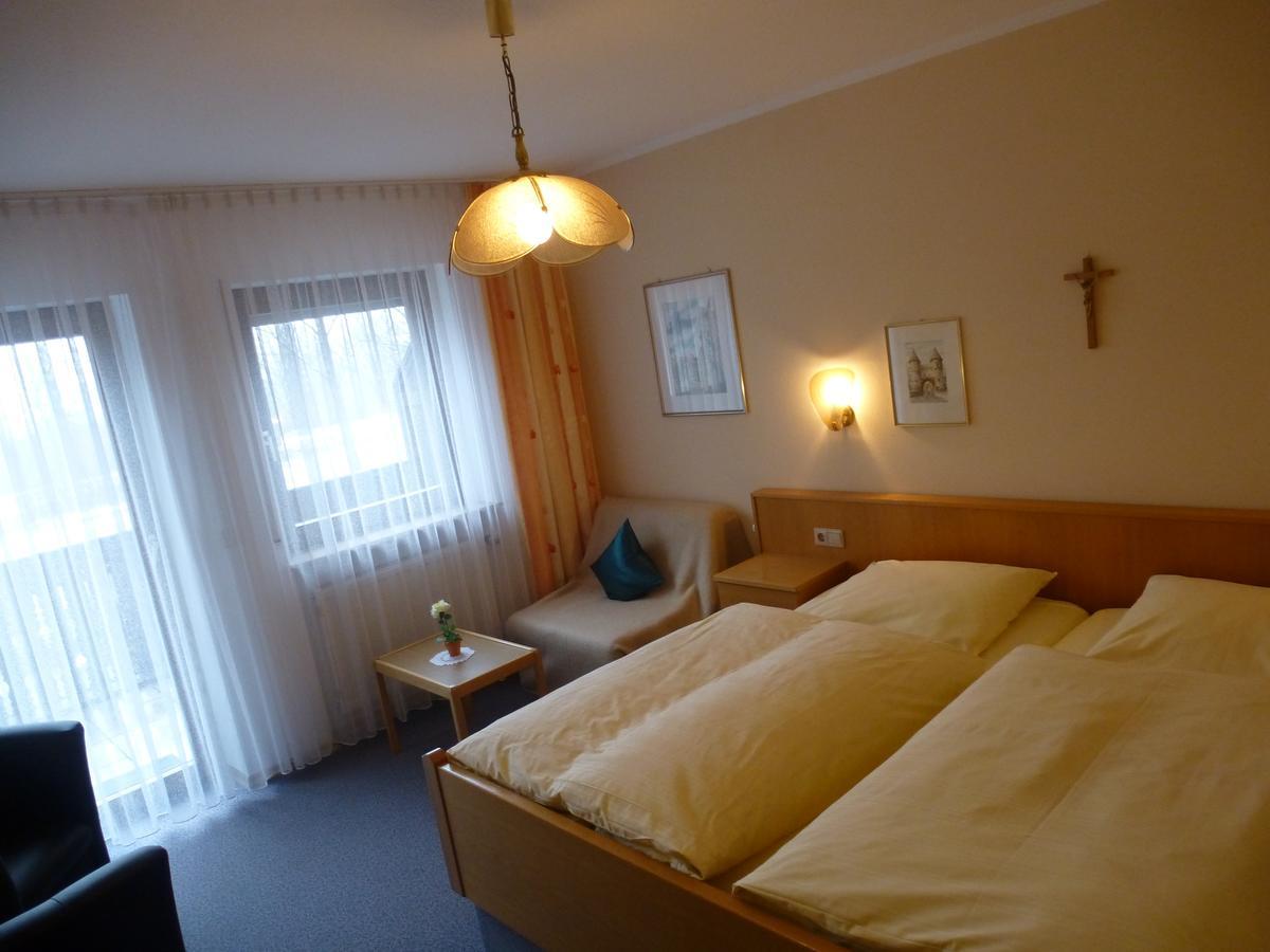 Land-gut-Hotel Zum Bartl Sulzbach-Rosenberg Exterior foto